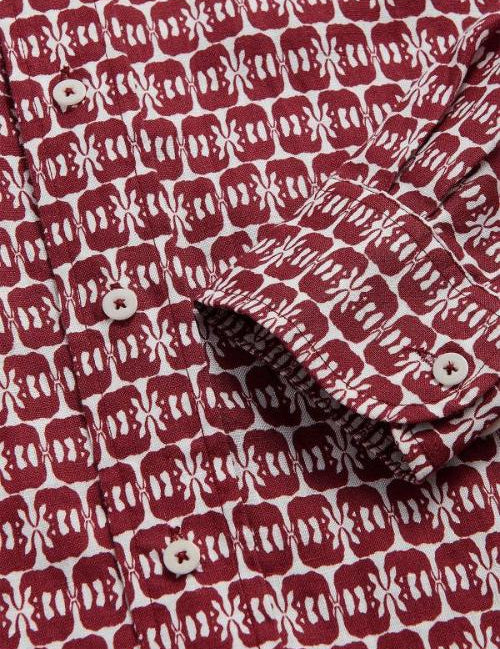 Men's Elephants of India Abaco Linen Shirt in white with dark burgundy elephant pattern, featuring buttons and long sleeves. Old money shirts made from 100% linen.